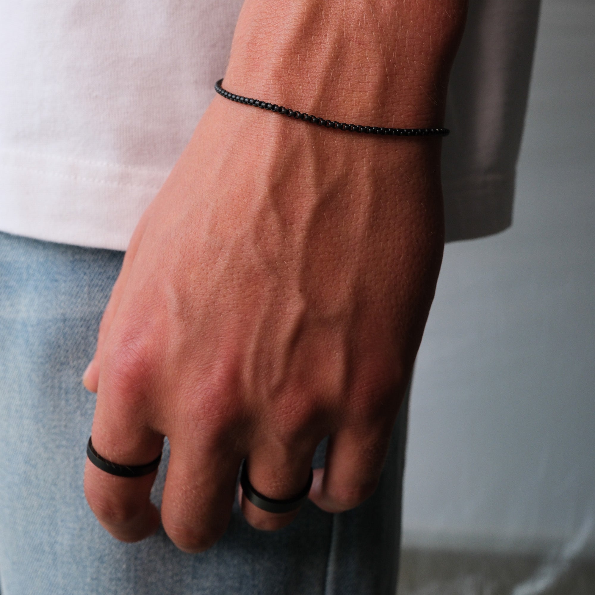 K12 - BLACK BOX BRACELET - 2MM