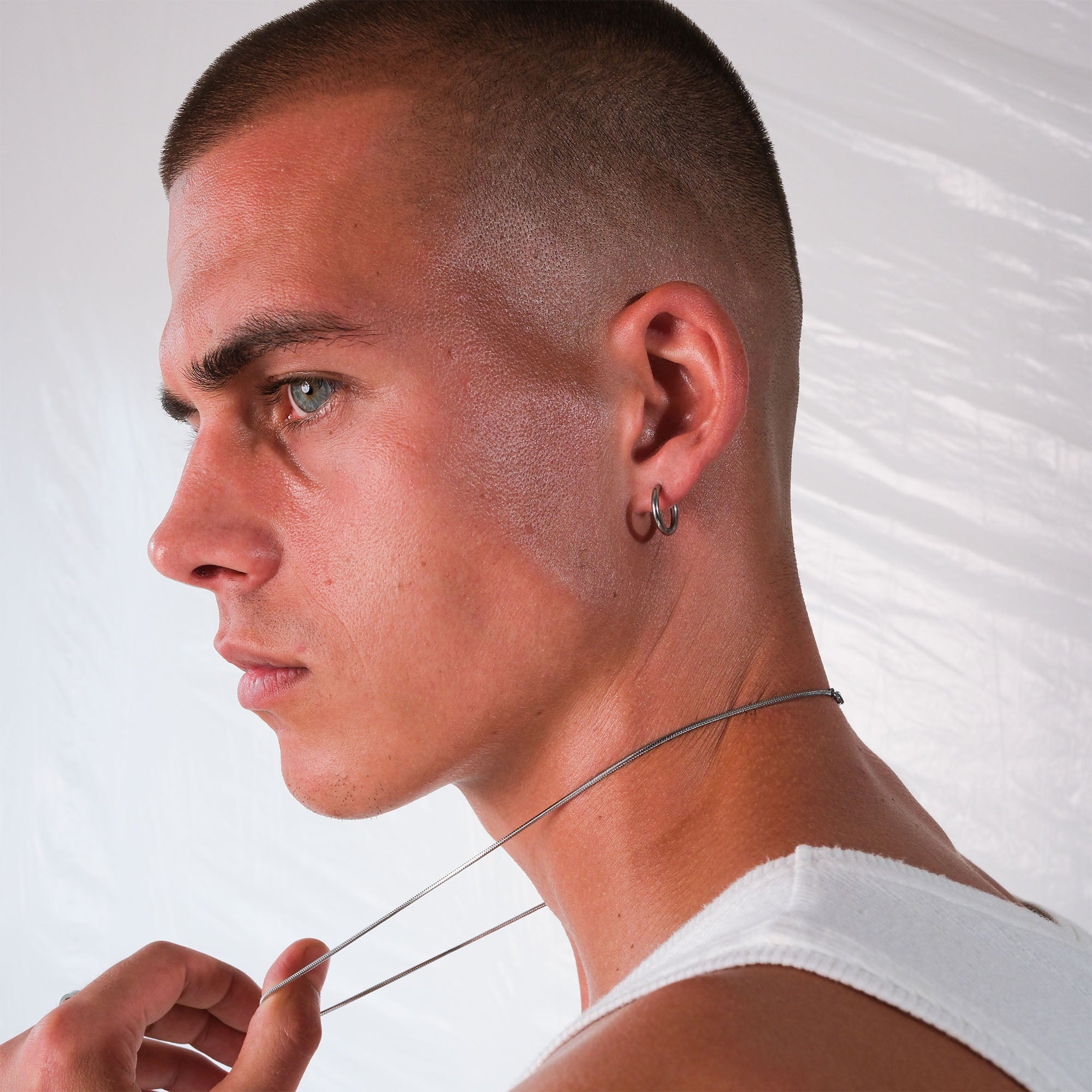 K12 - SILVER ROUND CREOLES - 2MM