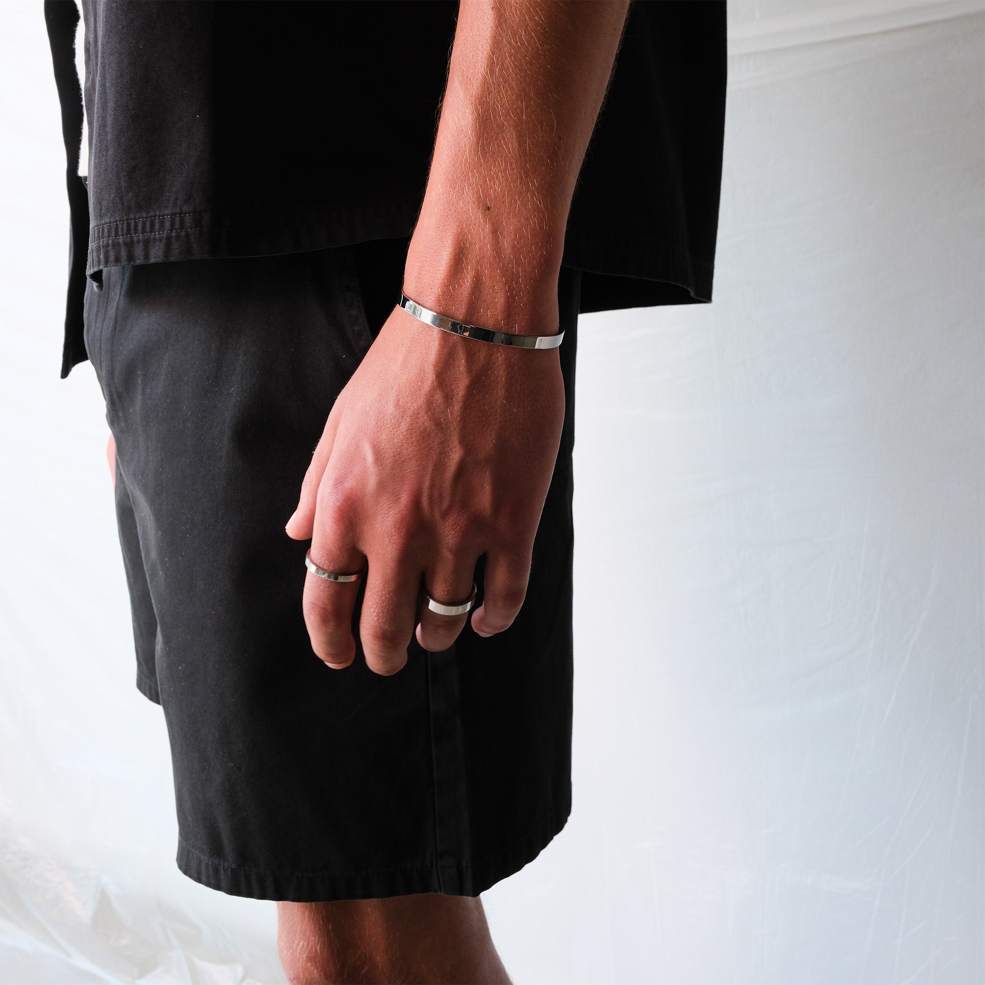 K12 - SILVER ADJUSTABLE CUFF - 5MM