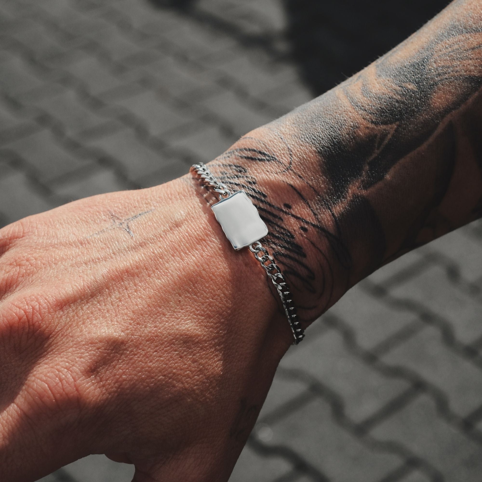 K12 - SILVER WAVY BRACELET
