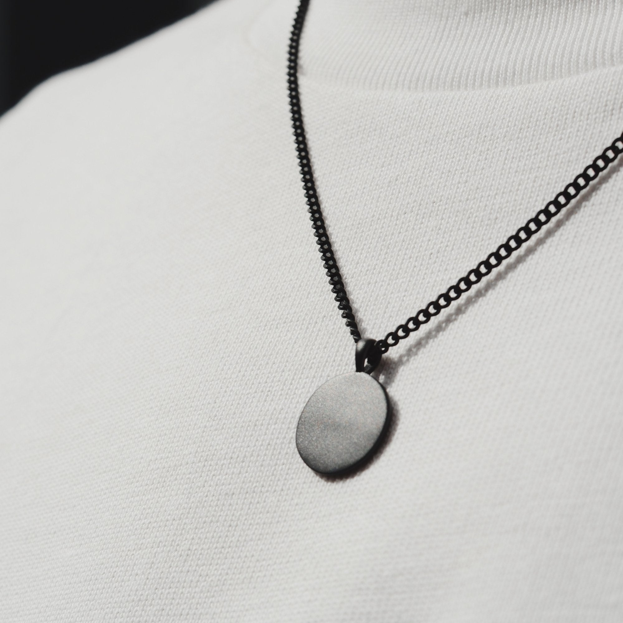 K12 - BLACK HAMMERED CHAIN