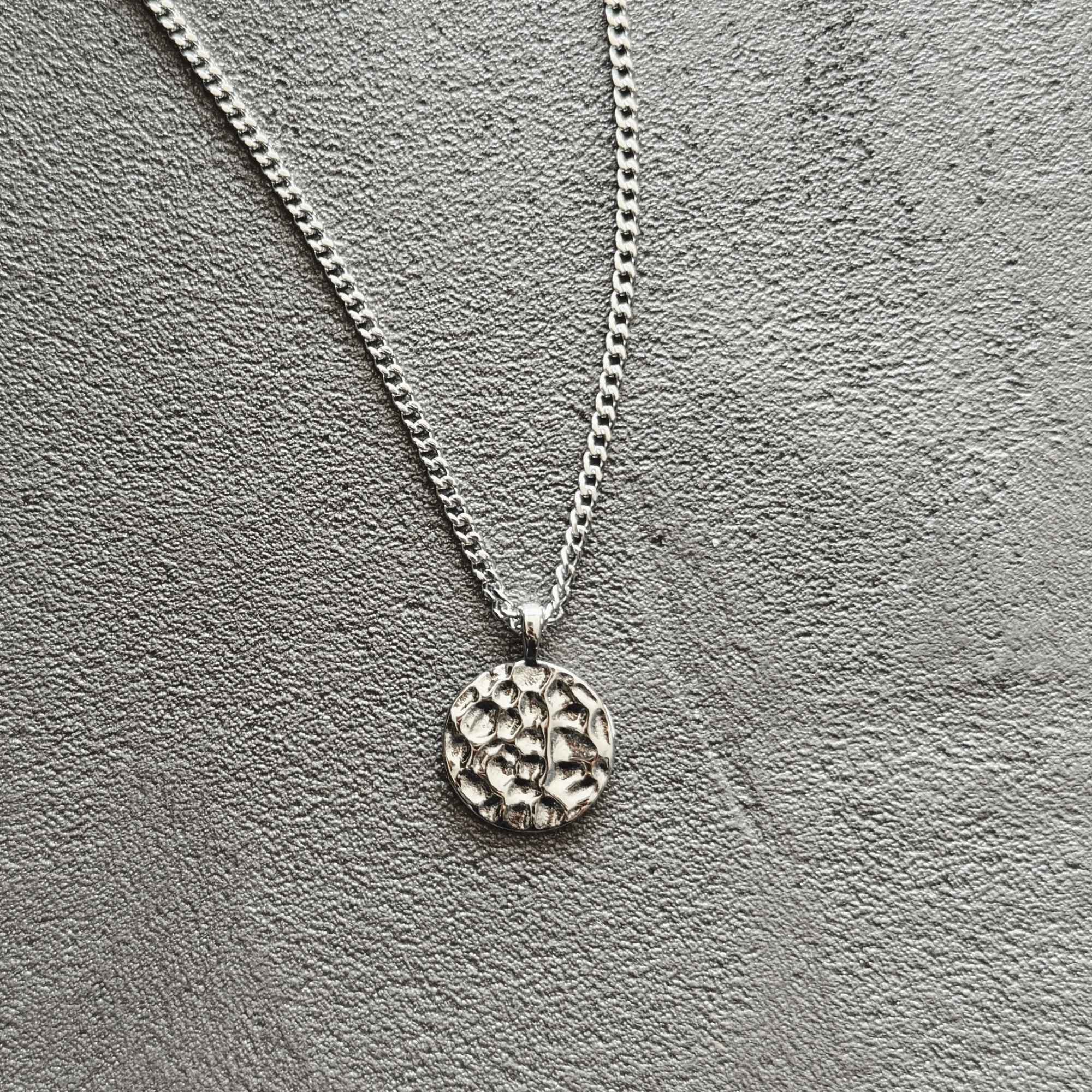 K12 - SILVER HAMMERED CHAIN