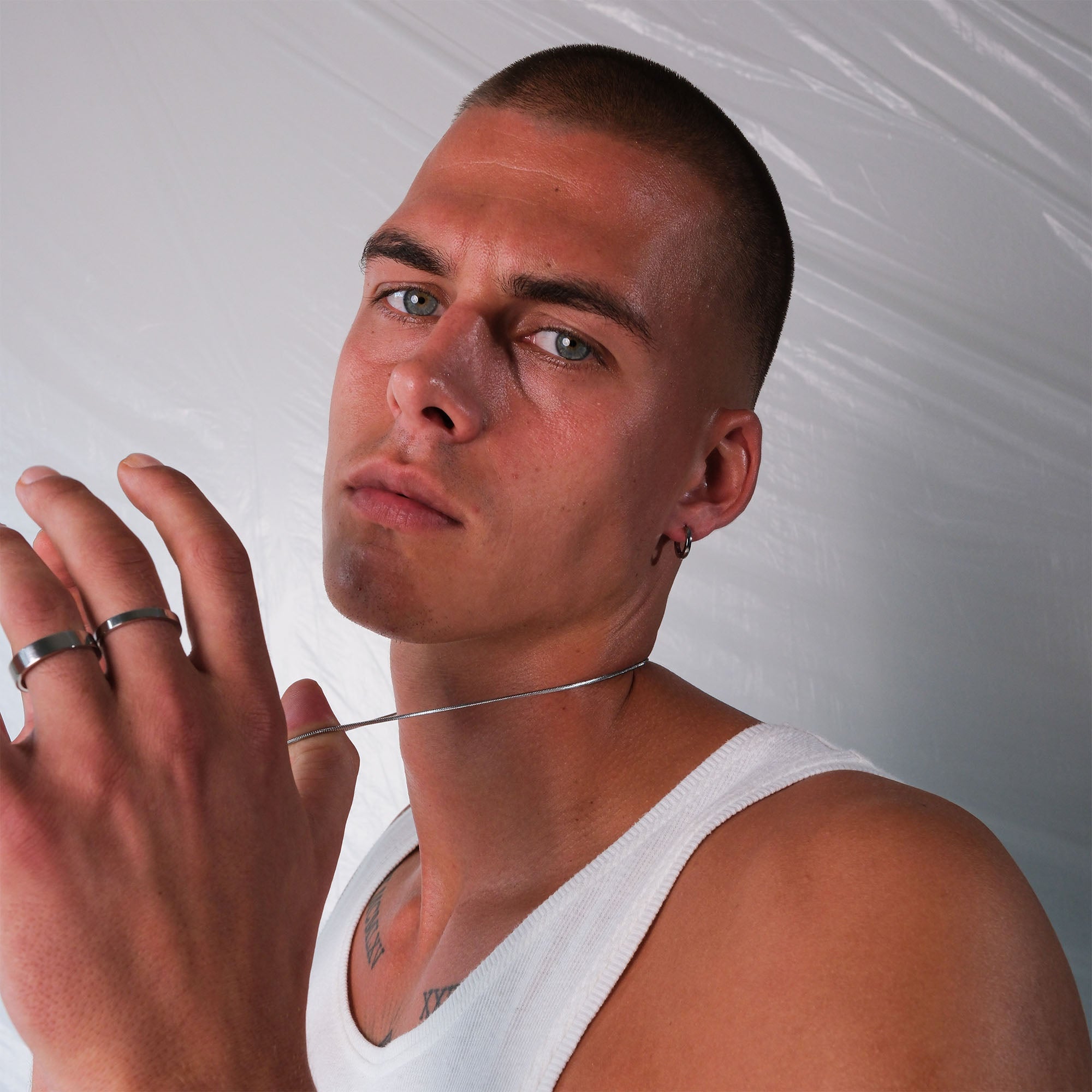 K12 - SILVER SQUARE CREOLES - 2MM