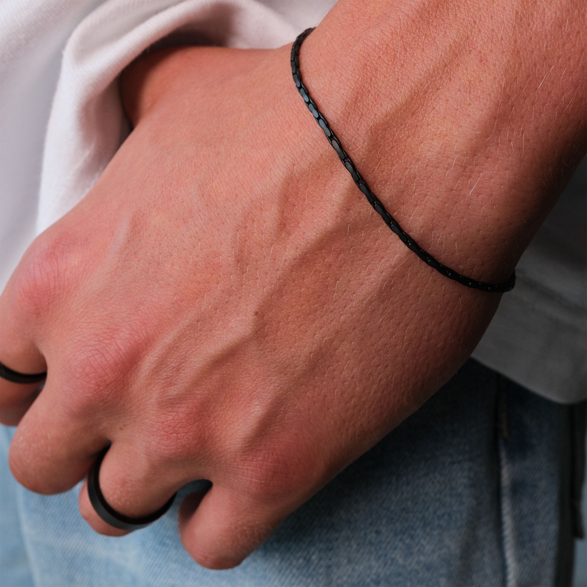 K12 - BLACK WIRE BRACELET - 1.4MM